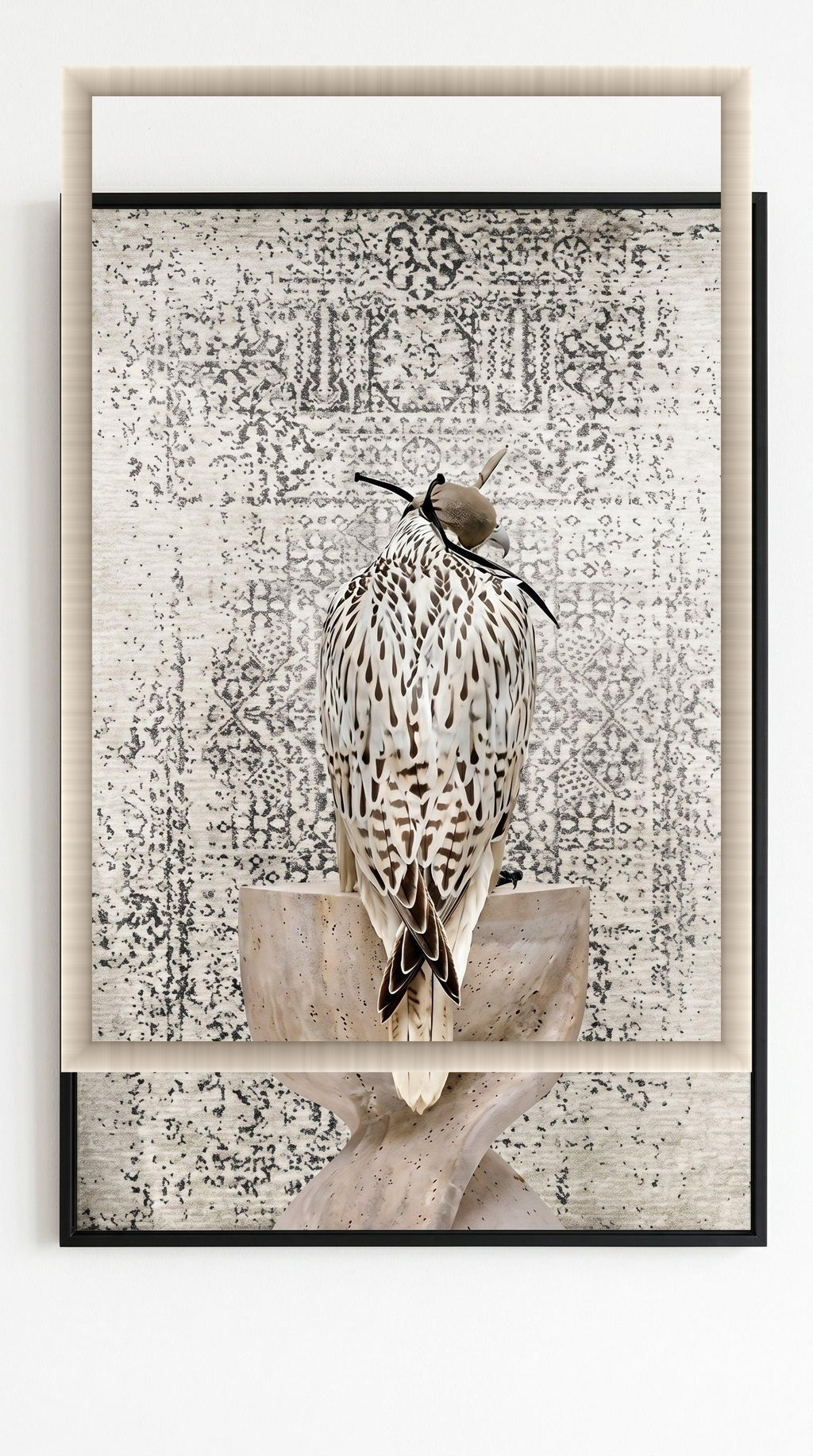 lo7at-reframe|cw=Gray|frame=champagne